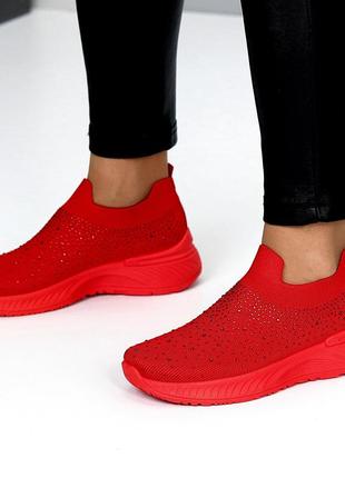 Красные женские слипоны мокасины кроссовки тканевые текстильные с стразами5 фото