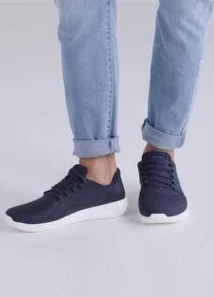 Крокс кросівки лайтрайд пейсер сині crocs literide pacer navy/white4 фото