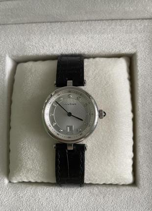Швейцарський годинник з діамантами.8 фото