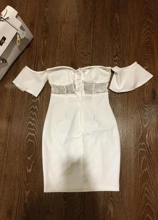 Белоснежное оригинальное и необычно красивое летнее платье сетка с завязками7 фото
