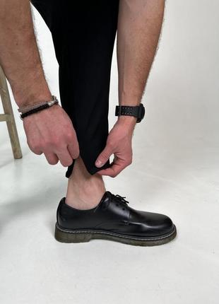 Мужские черные зауженные брюки