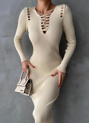 Такие изысканные  платья с шнуровкой
