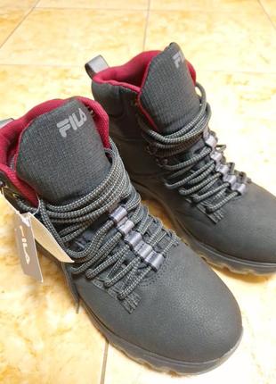 Оригінальні черевики fila