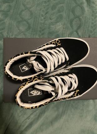 vans by pixelated boardsh black