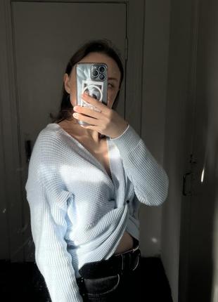 Небесно голубой свитер 2