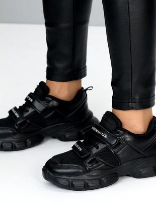 Круті жіночі кросівки. в молодіжному стилі на липучках, еко шкіра + текстильна сітка в чорному кольо7 фото
