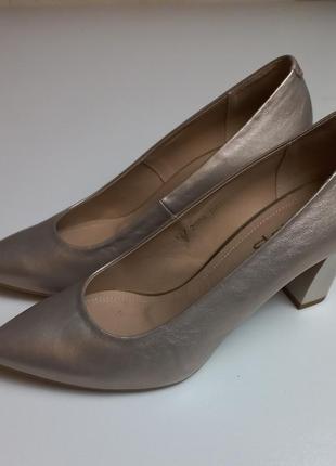 Туфли женские золотистые (2026)