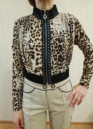 Трикотажная блуза