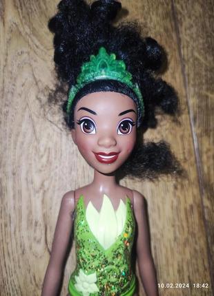 Кукла тиана 30 см с аксессуарами принцесса и лягушка hasbro disney princess tiana2 фото