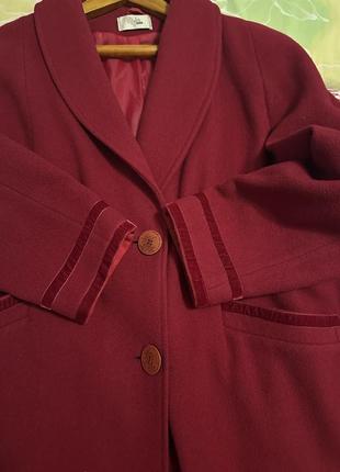 Пальто красное шерстяное3 фото