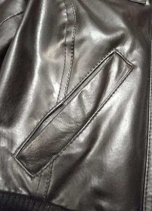 Куртка женская кожаная черная натуральная кожа черная укороченная весна женская курточка укороченная коза7 фото