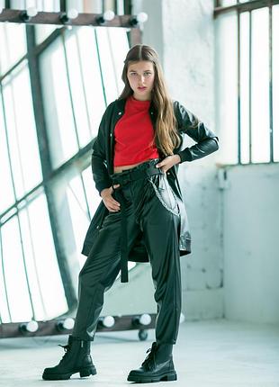 Брюки черные молодежные эко-кожа на девочку подростка рост 134-176