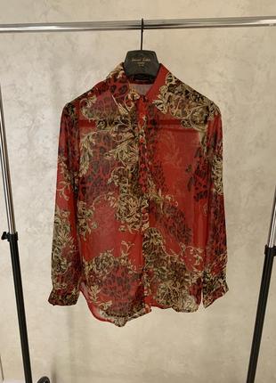 Рубашка с принтом prettylittlething блуза барокко5 фото