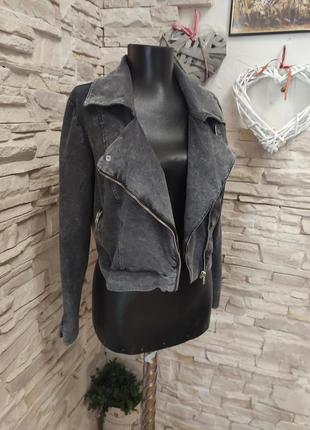 Красивая стильная трикотажная укороченная косуха курточка жакет от h&m