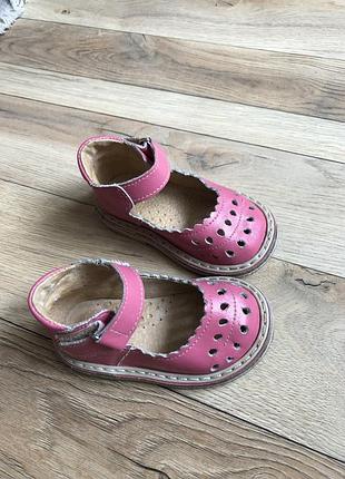 Ретро сандалики для малятка