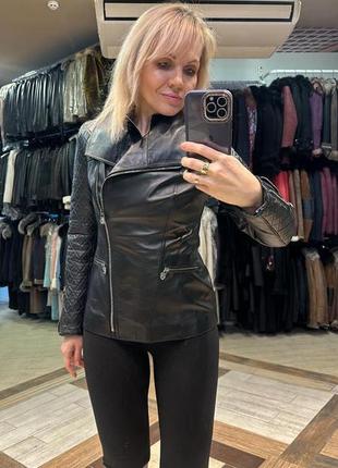 Сучасна косуха,стьоганий рукав