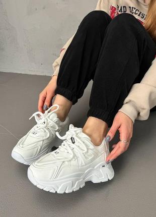 Нереально крутые базовые белые кроссовки 😍1 фото