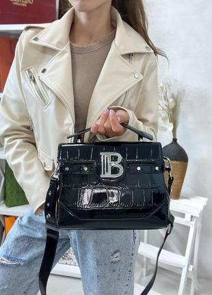 Шикарна шкіряна сумочка balmain сумка2 фото