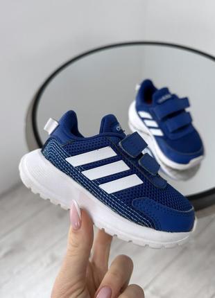 Повітропроникні спортивні кросівки adidas5 фото