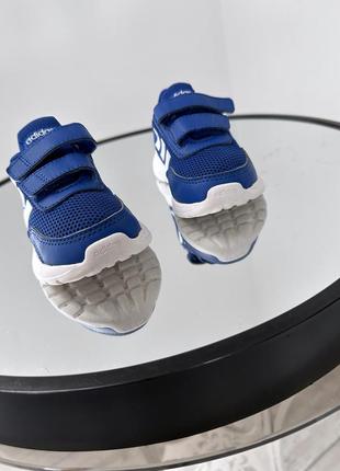 Повітропроникні спортивні кросівки adidas4 фото