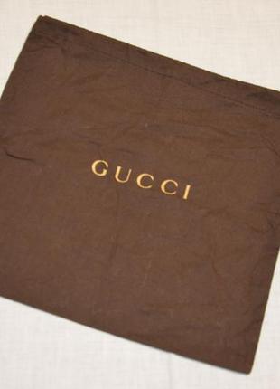 Gucci пильник 24*26 см