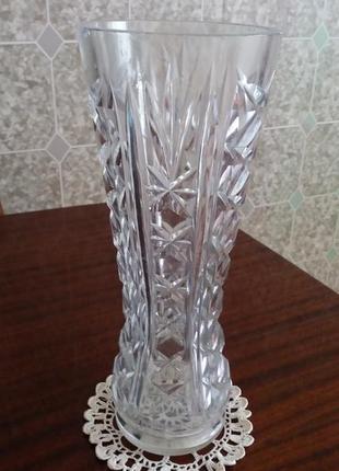 Новая качественная кристальная ваза.
