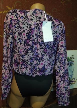 Боди блуза с цветочным принтом от michelle keegan8 фото