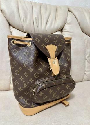 Рюкзак от louis vuitton