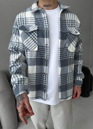 Мужская теплая оверсайз рубашка полар в серо-белом цвете качественного материала, стильная и удобная рубашка на каждый день5 фото