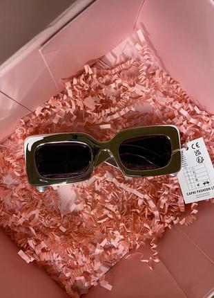 Модні сонцезахисні окуляри3 фото
