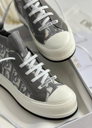 Нереальні жіночі кросівки кеди в стилі dior