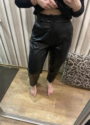 Брюки zara из экокожи