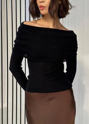 Женский стильный черный трендовый базовый топ рубчик мустанг со спущенными плечами2 фото