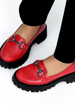 Яскраві червоні жіночі шкіряні туфлі лофери натуральна шкіра2 фото