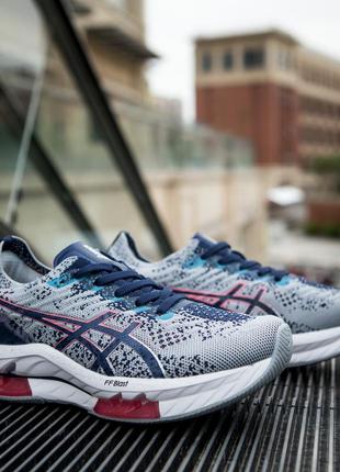 Женские кроссовки asics