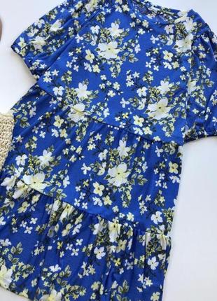 Голубое платье в цветы свободного кроя батал1 фото
