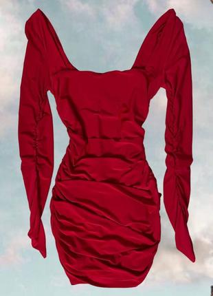 Новое красное вечернее платье с драпировкой и квадратным декольте2 фото