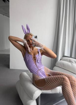 Фіолетове боді під латекс еротичний костюм зайчика playboy1 фото