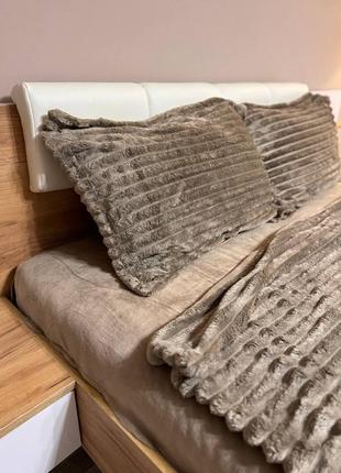 Велюровый комплект постельного белья 
шарпей 4 см
📍цвет беж

 супер отличного качества люкс 👍