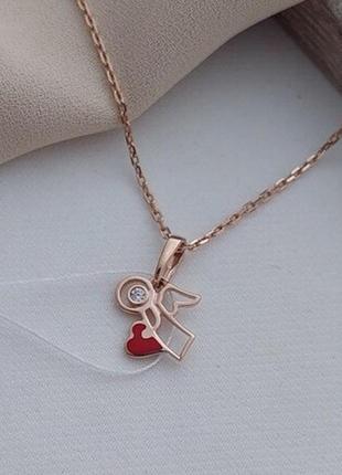 Комплект золотий підвіска янгол з фіанітами та емаллю та ланцюжок з анкерним плетінням