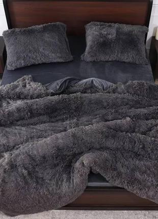 Велюровая постель очень мягенький, нежный, и одновременно теплый 😻