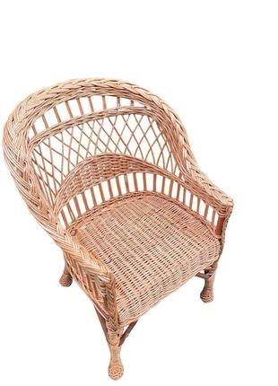 Кресло плетеное с низкой спинкой