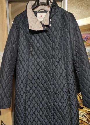 Пальто весеннее размер 46 стеганое
