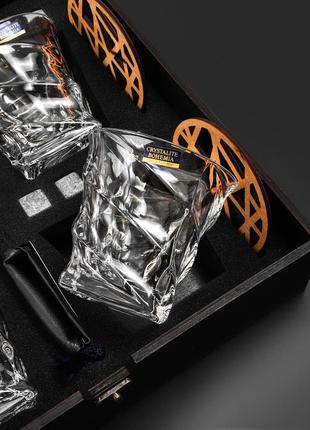 Подарунковий набір для віскі 4 склянки підставки та оригінальні камені в коробці з дерева3 фото