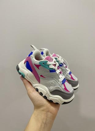 Кроссовки zara 22