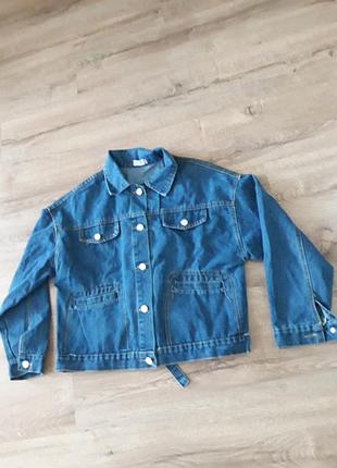 Джинсова куртка