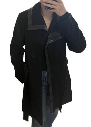 Чорне жіноче пальто calvin klein2 фото
