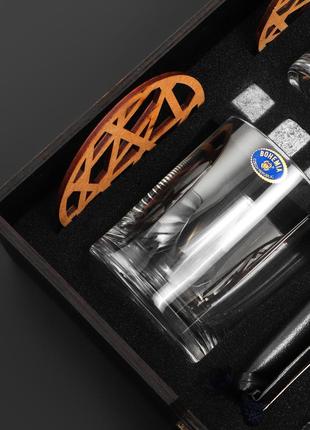 Набір для віскі 4 склянки підставки та оригінальні американські камені в коробці з дерева4 фото