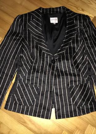 Armani collezioni-льняной блейзер! р.-42 итал! оригинал!