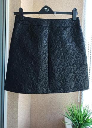 Красивая стильная черная юбка трапецией из жакарда2 фото